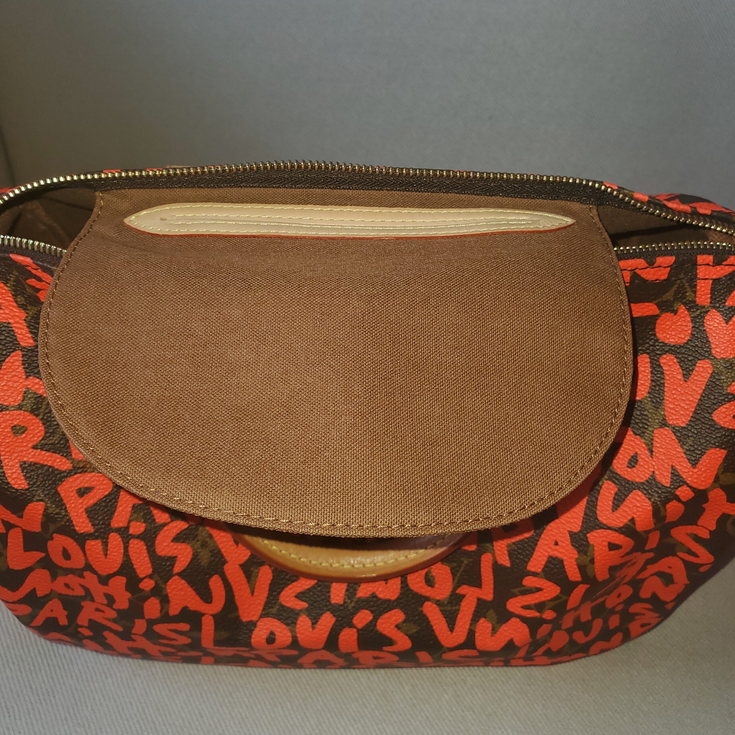 Louis Vuitton Monogram Graffiti Speedy 30 - Brown Handle Bags, Handbags -  LOU726879